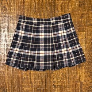 Navy Plaid Pleated Skort – Preppy Schoolgirl Style Fall Acadamia